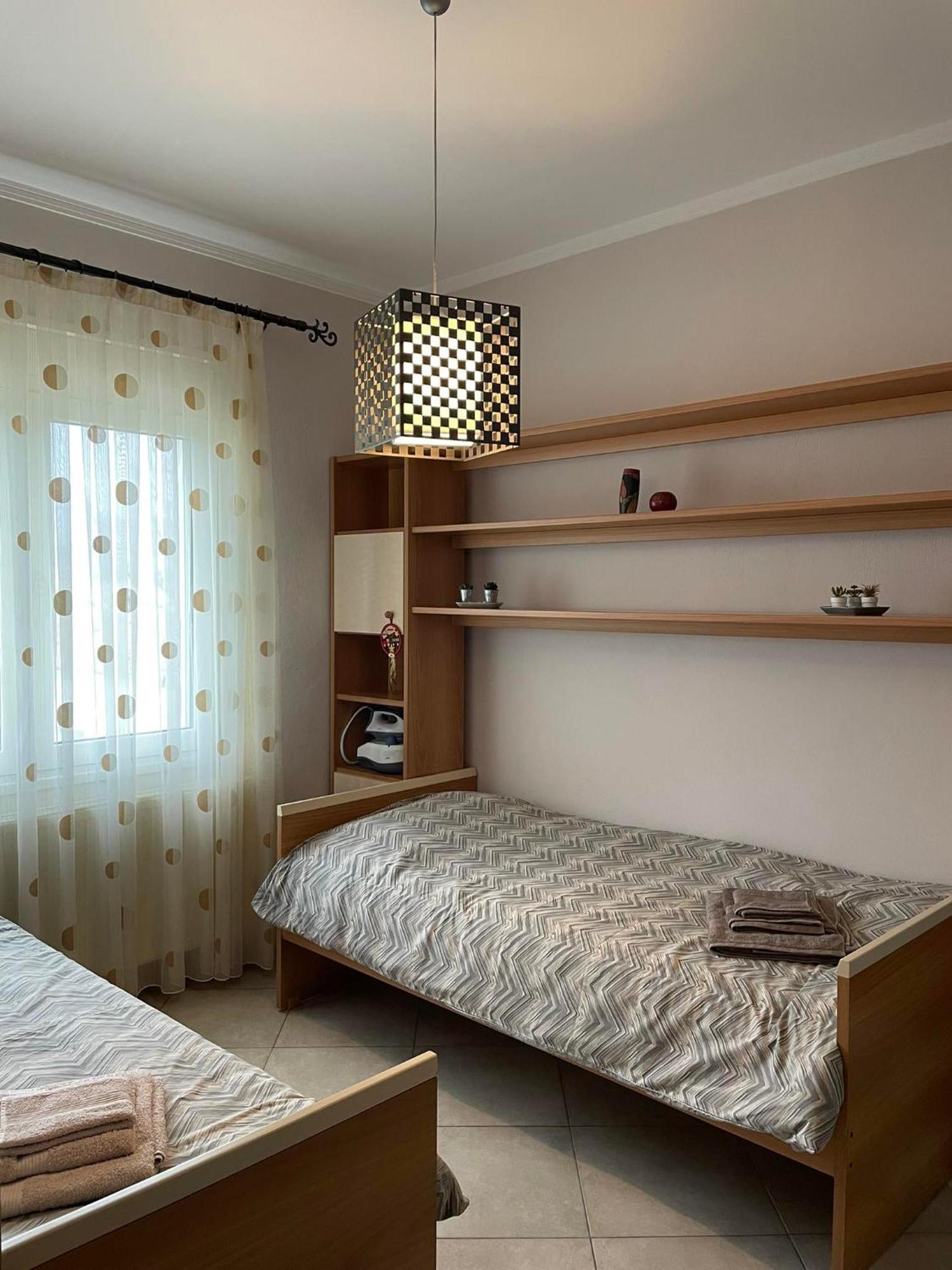 Athina'S House Apartment ซานธี ภายนอก รูปภาพ