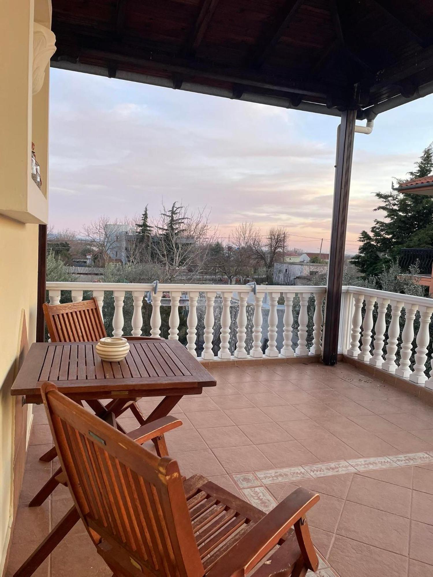 Athina'S House Apartment ซานธี ภายนอก รูปภาพ