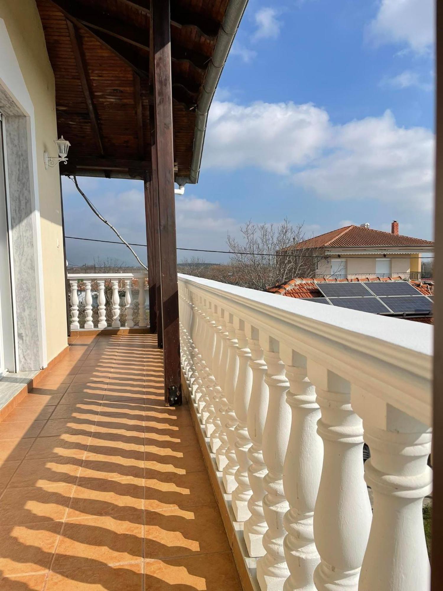 Athina'S House Apartment ซานธี ภายนอก รูปภาพ