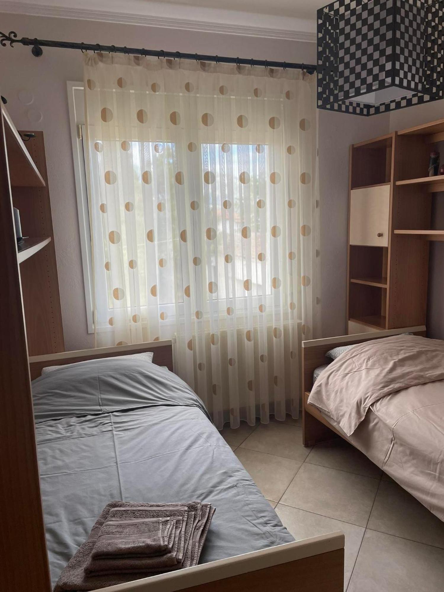 Athina'S House Apartment ซานธี ภายนอก รูปภาพ