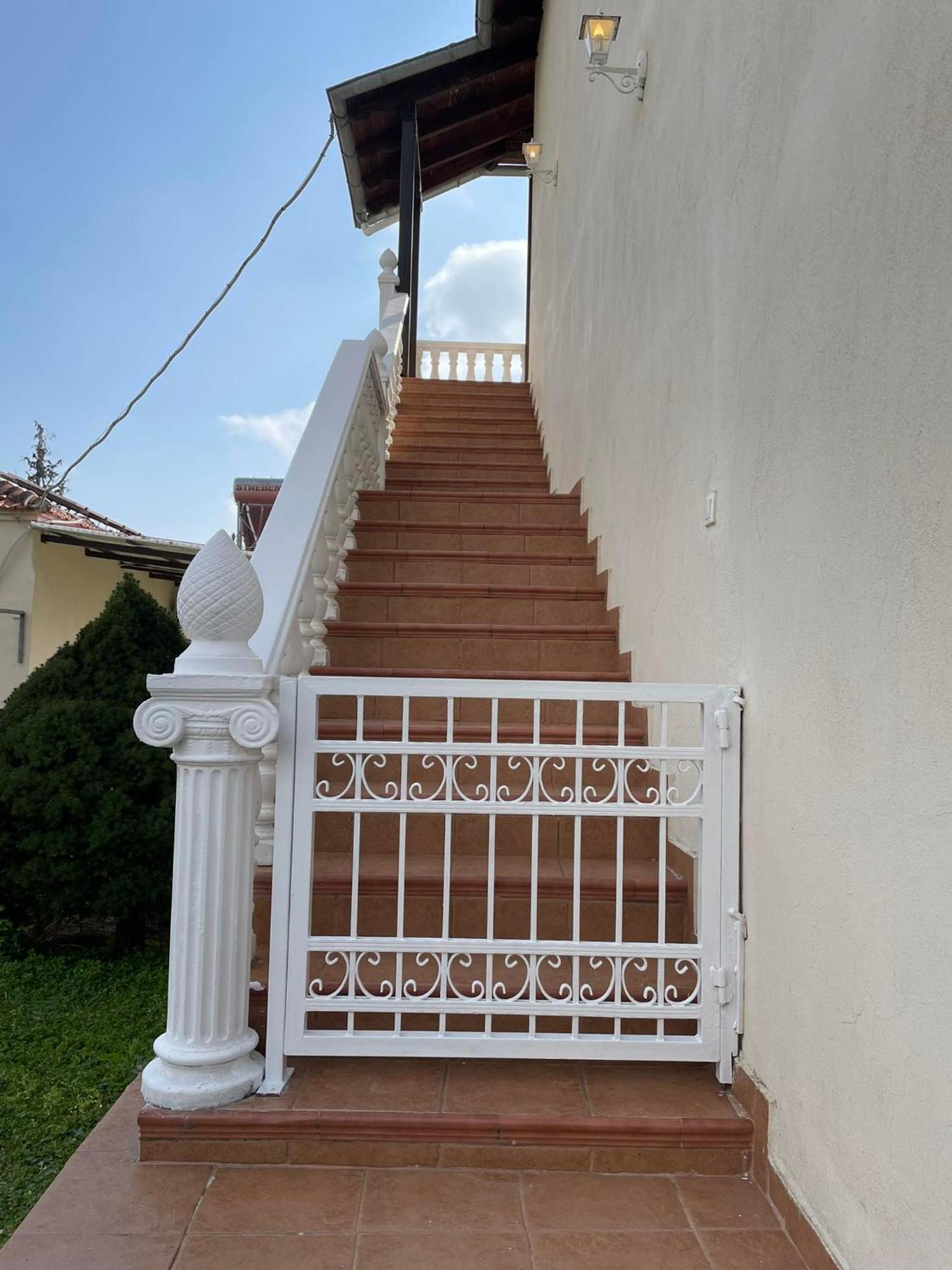Athina'S House Apartment ซานธี ภายนอก รูปภาพ